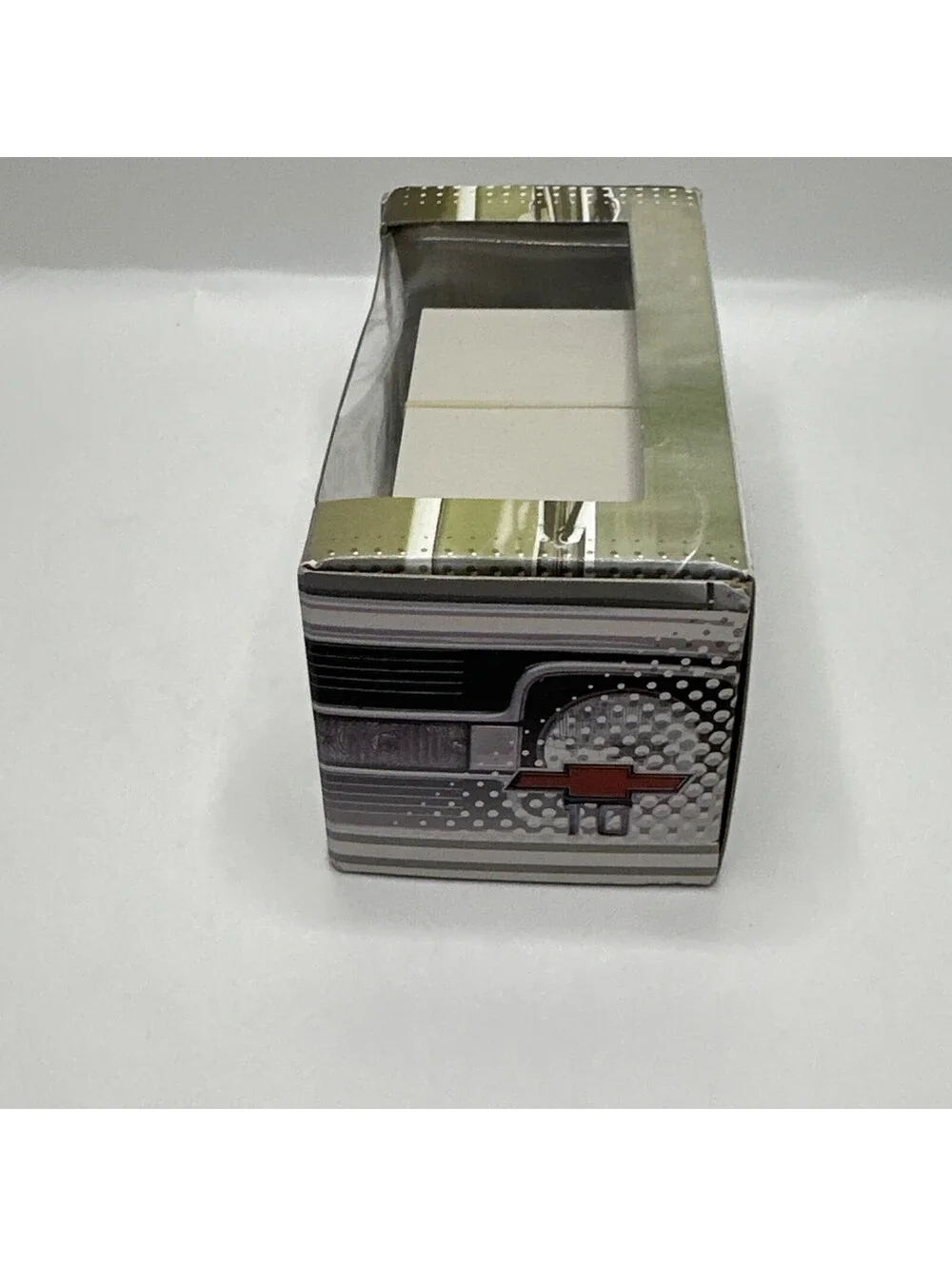 Greenlight 1968 Chevrolet C10 Cheyenne Camper  1/64 NEW + FAST SHIPPING